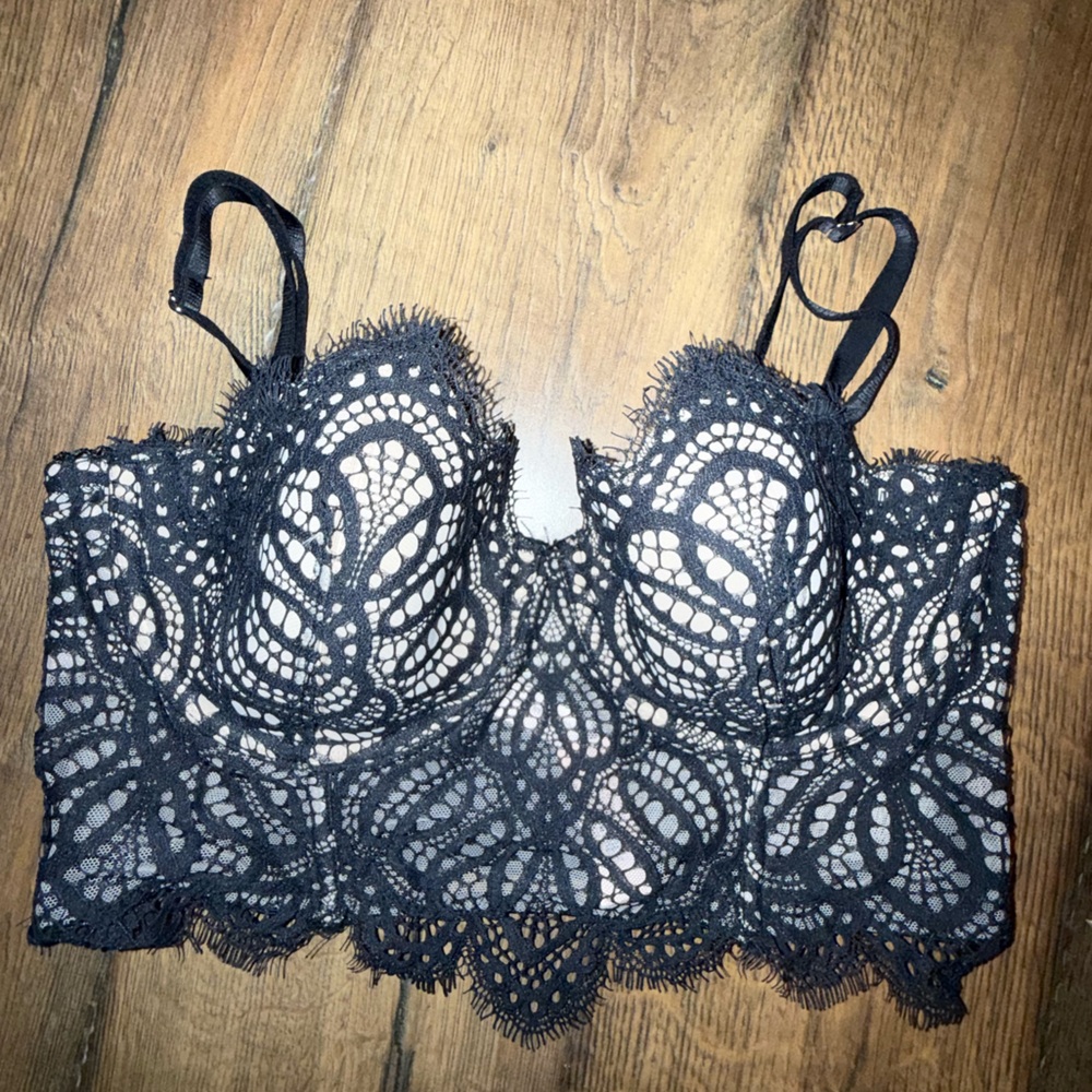 VS Dream Angels Bralette in Black NWT